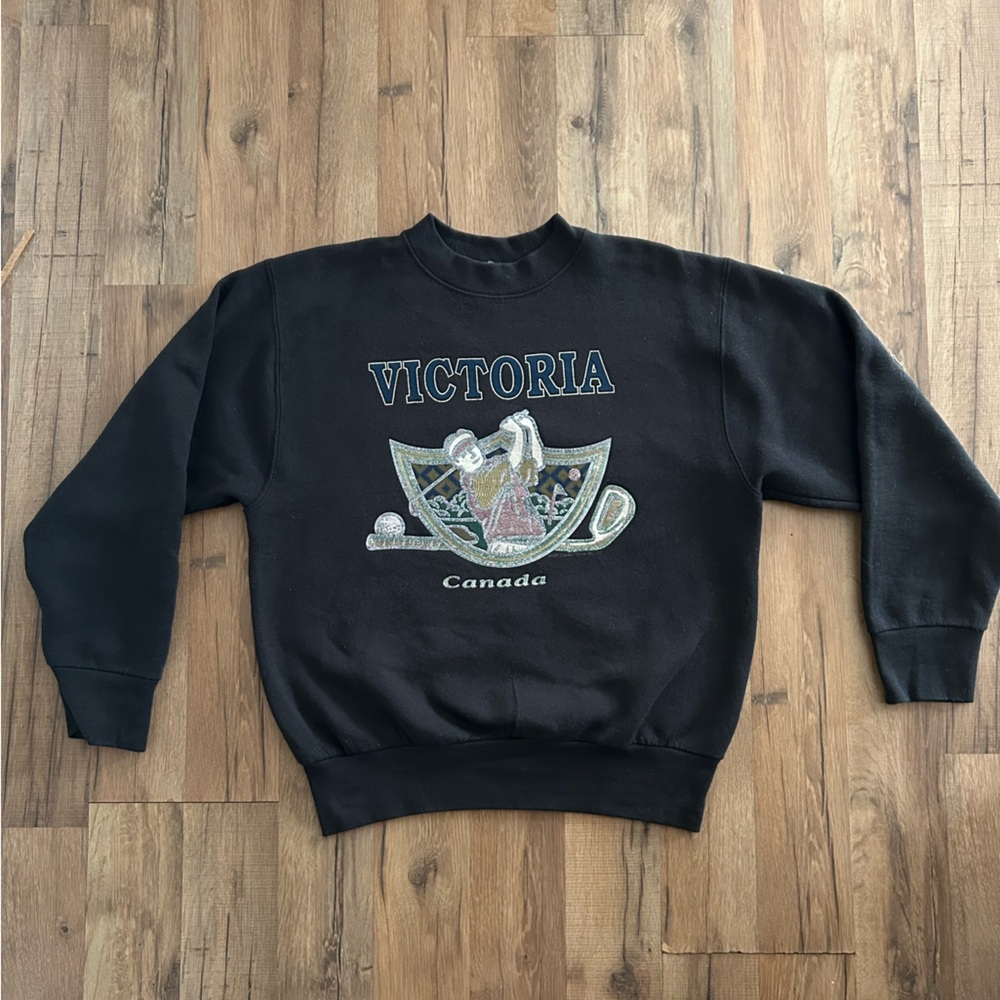 RARE VTG Vintage Victoria Canada Golf Black Crewneck Preppy Sweater Size M